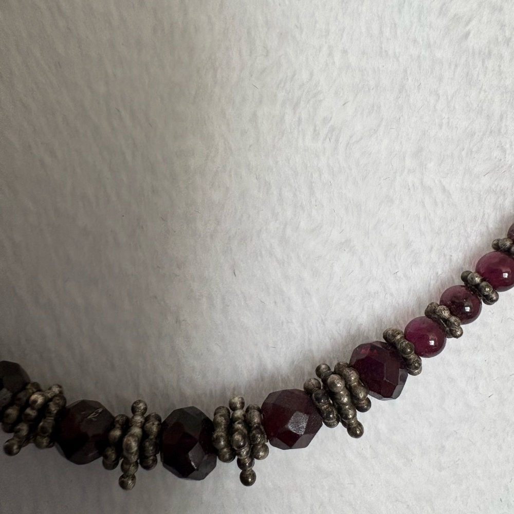 Deep Red Garnet Beaded Necklace with Faceted Stones. sterling silver.
